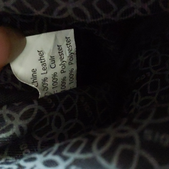 EUC Lodis Leather wristlet purse, bag, wallet, black, gold, removable strap - Picture 10 of 10